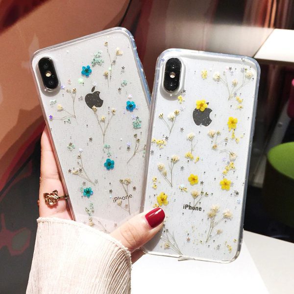 Pressed Dried Flowers iPhone XR Case