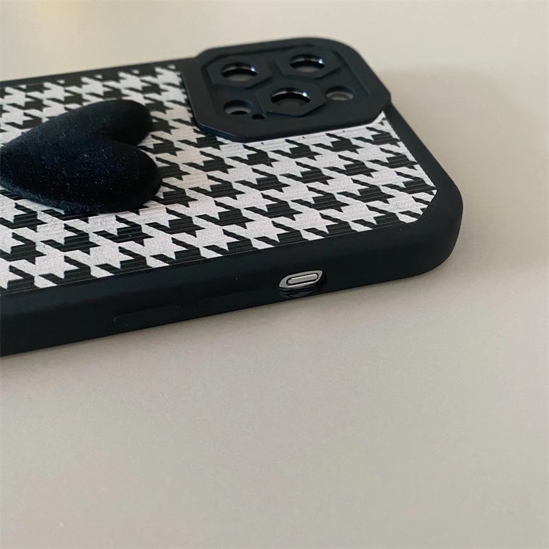 black & white houndstooth phone case