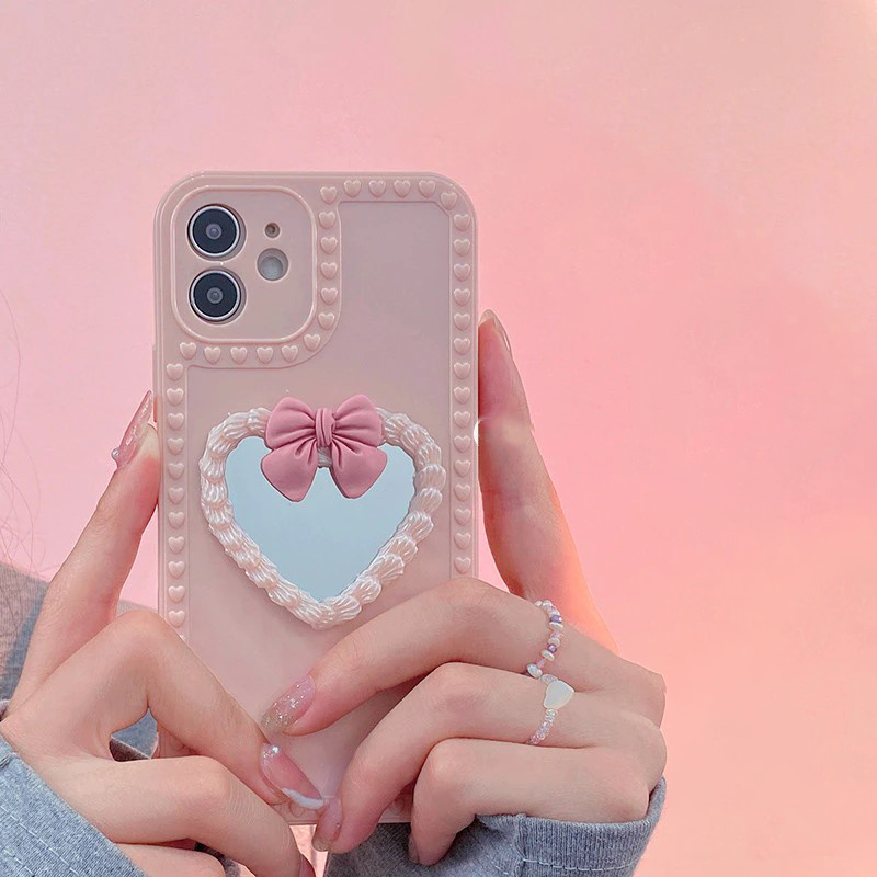 Heart Mirror iPhone 11 Case