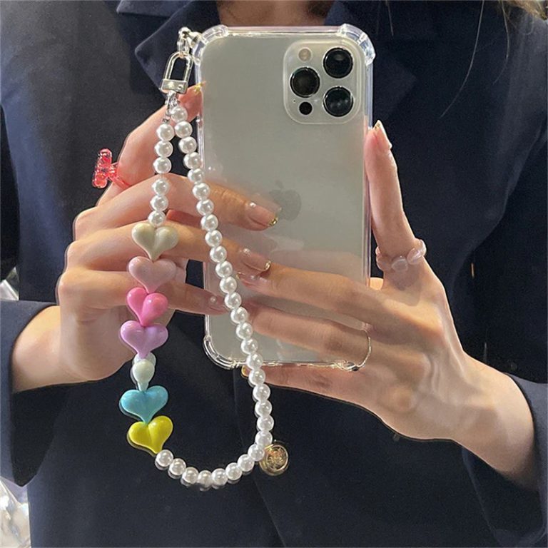 clear-case-with-phone-charm-zicase