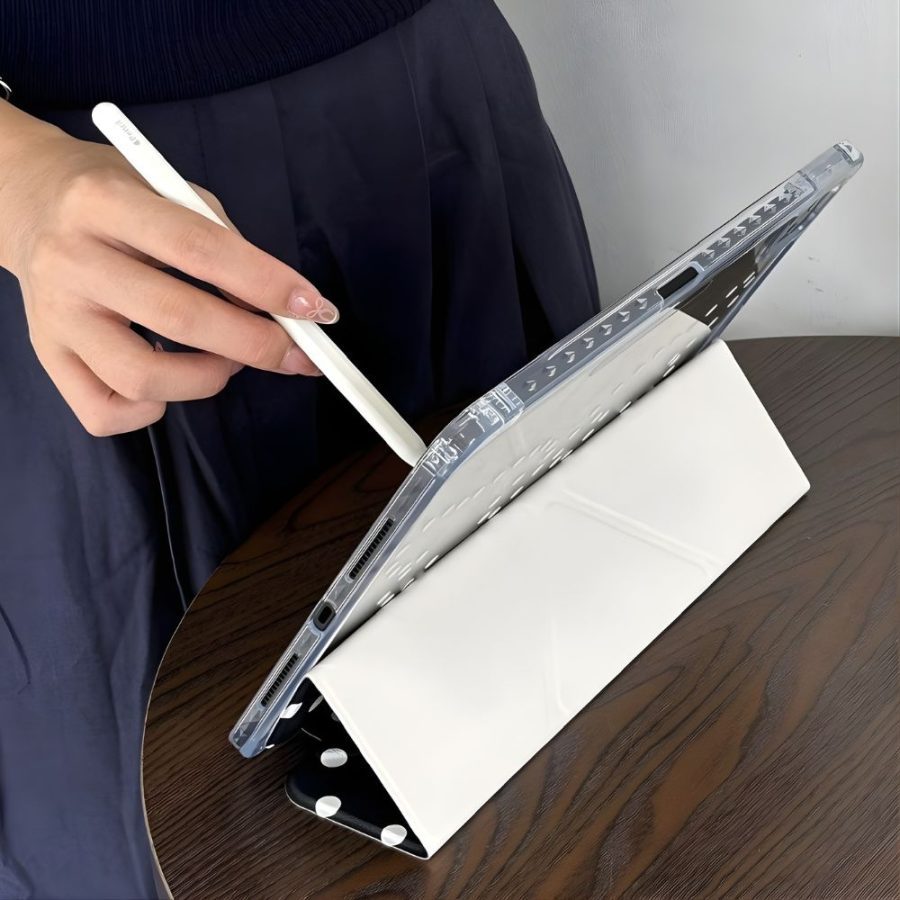 Folio Polka Dot Chic iPad Case